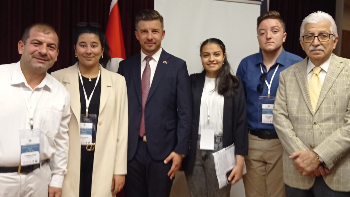 Tarık Buğra SBL Öğrencileri Ankara'da Aliya İzzetbegoviç'i Anlattı