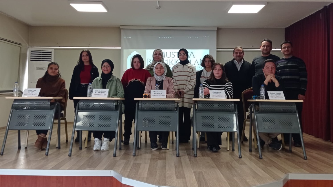Öğrencilerimiz Konya'da Mevlana, Mustafa Kutlu ve Cengiz Aytmatov Konulu Panellere Katıldı